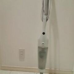 ハンディ掃除機