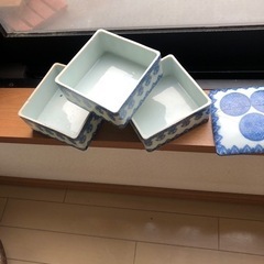 三重の器の画像