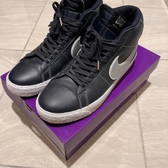【限定】NIKE SBズームブレザーMIDｘメイソンシルヴァ