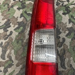 da64w エブリイワゴン　純正テールランプ　左右の画像
