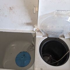 ２層式洗濯機の画像