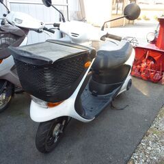 ジャンク　スズキ　ｅーレッツ　CZ81A　電動スクーター　バッテリー充電不良　の画像
