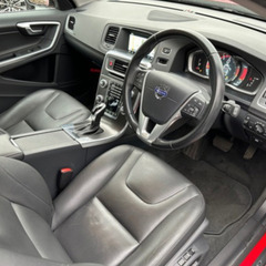V60 T4 SE インテリセーフ/車検有整備済/ETC/純正18インチアルミ /HDDナビ（マップ最新2022）/地デジ/Bluetooth/インテリセーフ/衝突自動回避/全車速追従機能付きアダプティブ・クルーズ・コントロール/バックカメラ&ソナーパーキングアシスト/BLIS/レーンアシスト/ジャイロセンサー付アドバンス・スタビリティ・コントロール/コーナートラクション・コントロールの画像