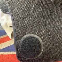 最終処分::【新車外し】MINI F55/F56純正フロアマットセットの画像