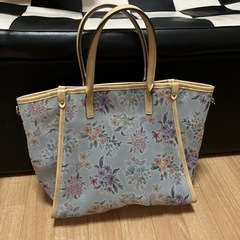 サマンサタバサトートバッグ