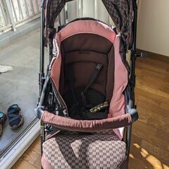 combi　美品ベビーカー
