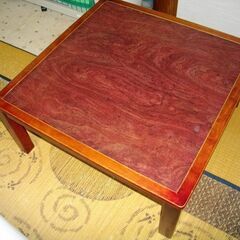 テーブル(元こたつ)古いですが丈夫ですの画像