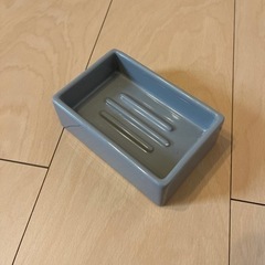 石鹸や小物置きに！【陶器】の画像