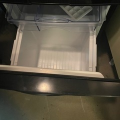 （至急！！！）冷蔵庫（Haier.２０１２）の画像