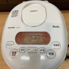 【売り切れました🙏💦】炊飯器　アイリスオーヤマ5.5合炊き　RC-MD50の画像