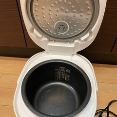 【売り切れました🙏💦】炊飯器　アイリスオーヤマ5.5合炊き　RC-MD50の画像