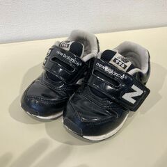 ニューバランス　スニーカー　16.5センチ