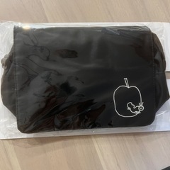 はらぺこあおむし おむつショルダーの画像