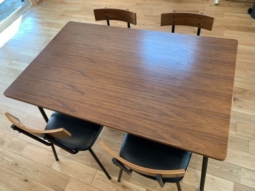 【美品】ダイニングテーブル4人用
