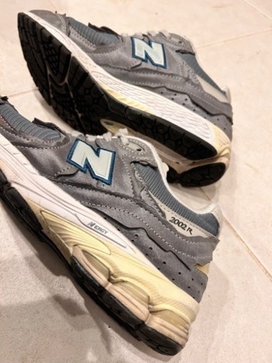 ニューバランス　2002r