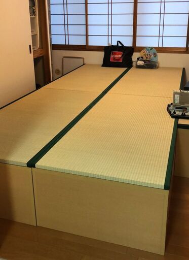 ★ 畳　跳ね上げ収納　ディノス ★
