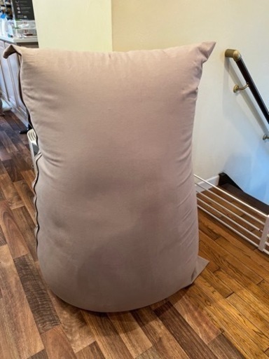 ヨギボー　midi グレー