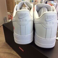 NIKE×Supreme  AIR FORCE 1 LOW｜スニーカーの画像