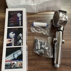 【お取り置き中】新品シャワーヘッド 3 フィルター付きの画像