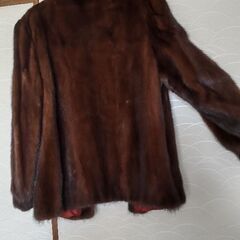 毛皮のコート　レディースの画像