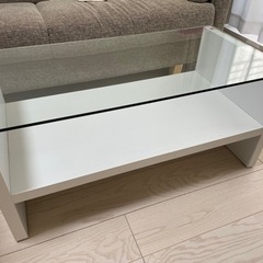 ガラス　ローテーブル