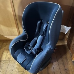 ハチマル車に便利。3点式シートベルトで固定できるチャイルドシート