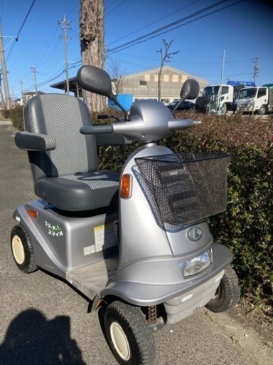 クボタのセニアカーラクースマイルES400