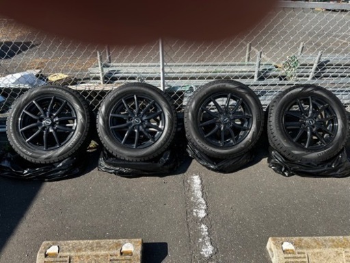 バリ山！スタッドレスタイヤ 185/65R15 ピレリ ナット付き