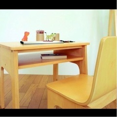 【お取引中】子供机、椅子の画像