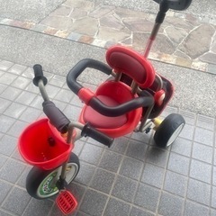 三輪車の画像
