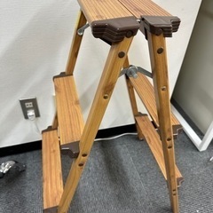脚立　木目調　高さ80cm