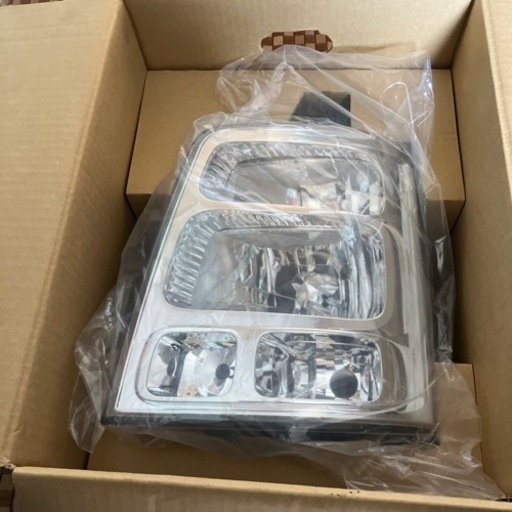 ?美品64エブリィHIDヘッドライト