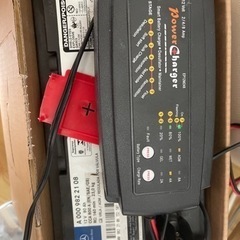 AGM バッテリー　80アンペア　800 CCA