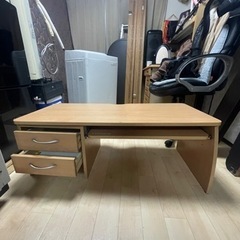 テーブル