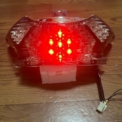 v125s LEDテールウィンカーの画像