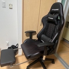 RTGAMING ゲーミングチェアの画像
