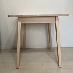 IKEA ダイニングテーブル