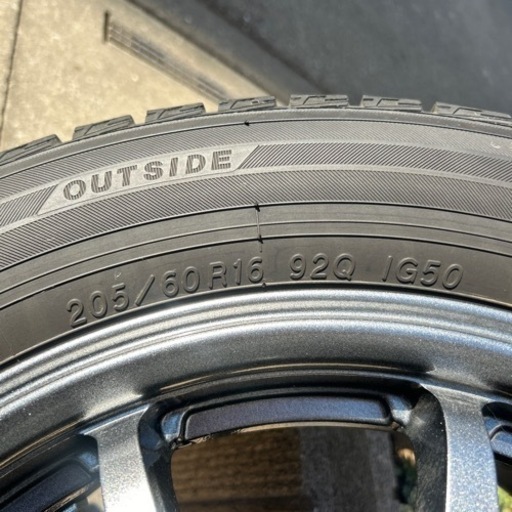 スタッドレスタイヤ　YOKOHAMA