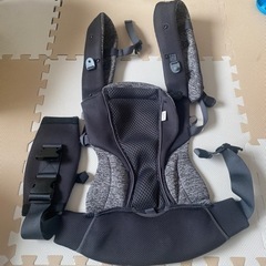 アップリカ　コアラウルトラメッシュEX 抱っこ紐の画像