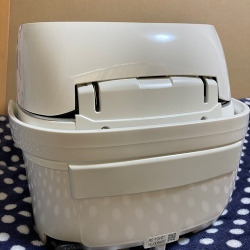 ［決まりました］値下げ　TOSHIBA 東芝　炊飯器　ＲＣ-10VST 真空圧力IHジャー　未使用　5.5合　価格交渉可