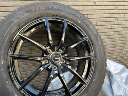TOYO18インチスタッドレスタイヤ、ホイールセット