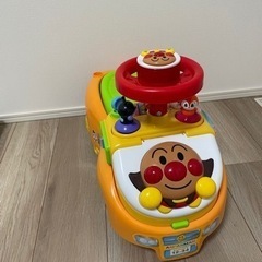 アンパンマンよくばりビジーカー