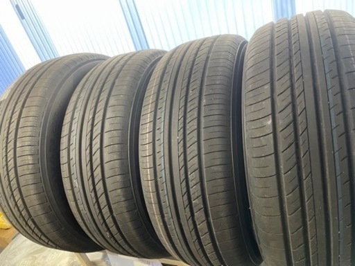 225/55R18 ヨコハマアドバンdB 新車外し　2023年製格安