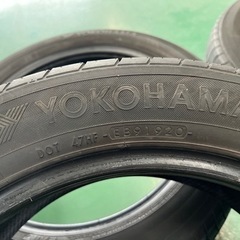 ヨコハマ　4本タイヤのみ　Blue Earth E70  205/55R17の画像