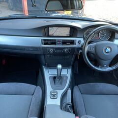車検2年付き　H22年式　（BMW　3シリーズ　320i）49.8万円　（10570）　の画像