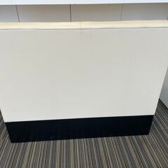 〇長椅子 2人掛けソファ  クリーム ホワイト カラー インテリア 本革 店舗 カフェ 居酒屋 飲食店 中古(NF240203)360-269-②Wの画像
