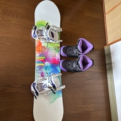 日程調整中 スノボ板140cm シューズ 衝撃吸収パッド 手袋セット