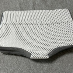 ニトリ　横向き寝がラクなまくら（ナチュラルフィット）の画像