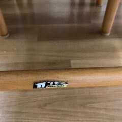 ダイニングテーブルの画像