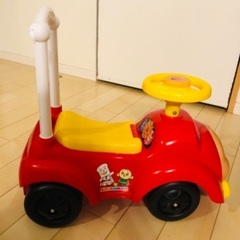 アンパンマンカー車の画像